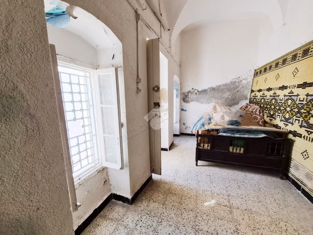 Semi-detached house for sale