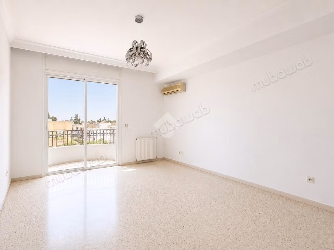 A VENDRE Appartement S3 à Rades