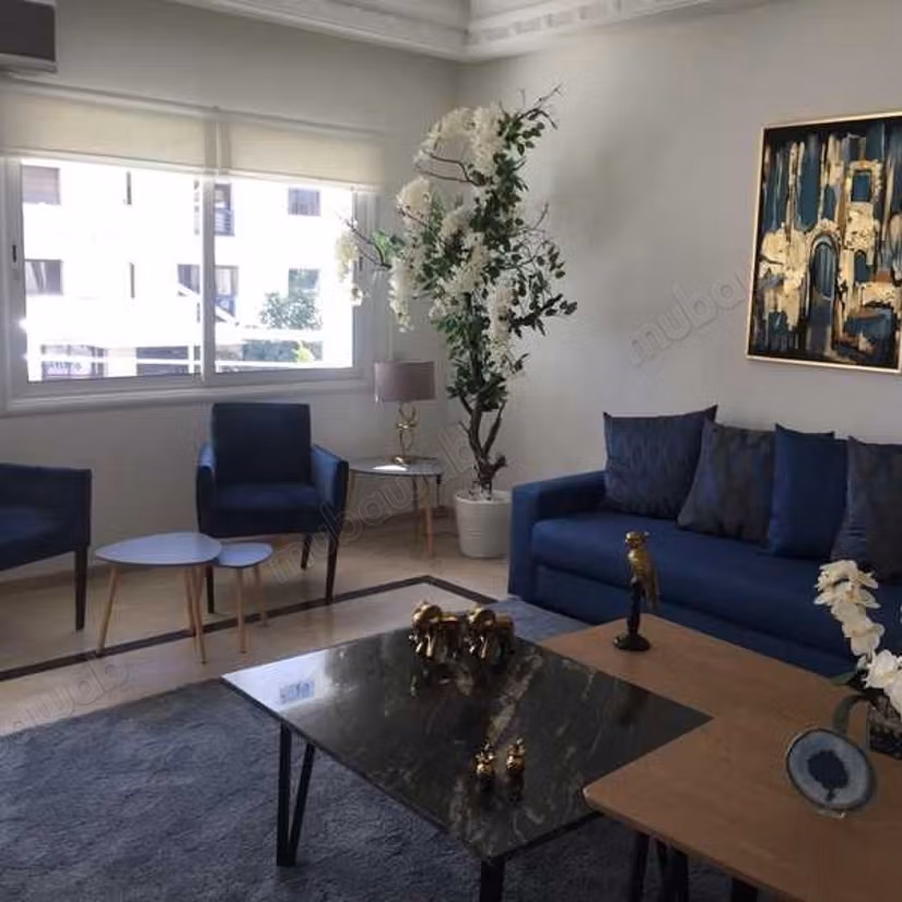 Appartement à Louer de 198.0 m² à Casablanca, Triangle D'Or