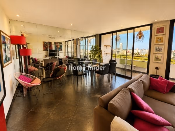 Appartement meublé à louer au Centre Ville 
93 m²