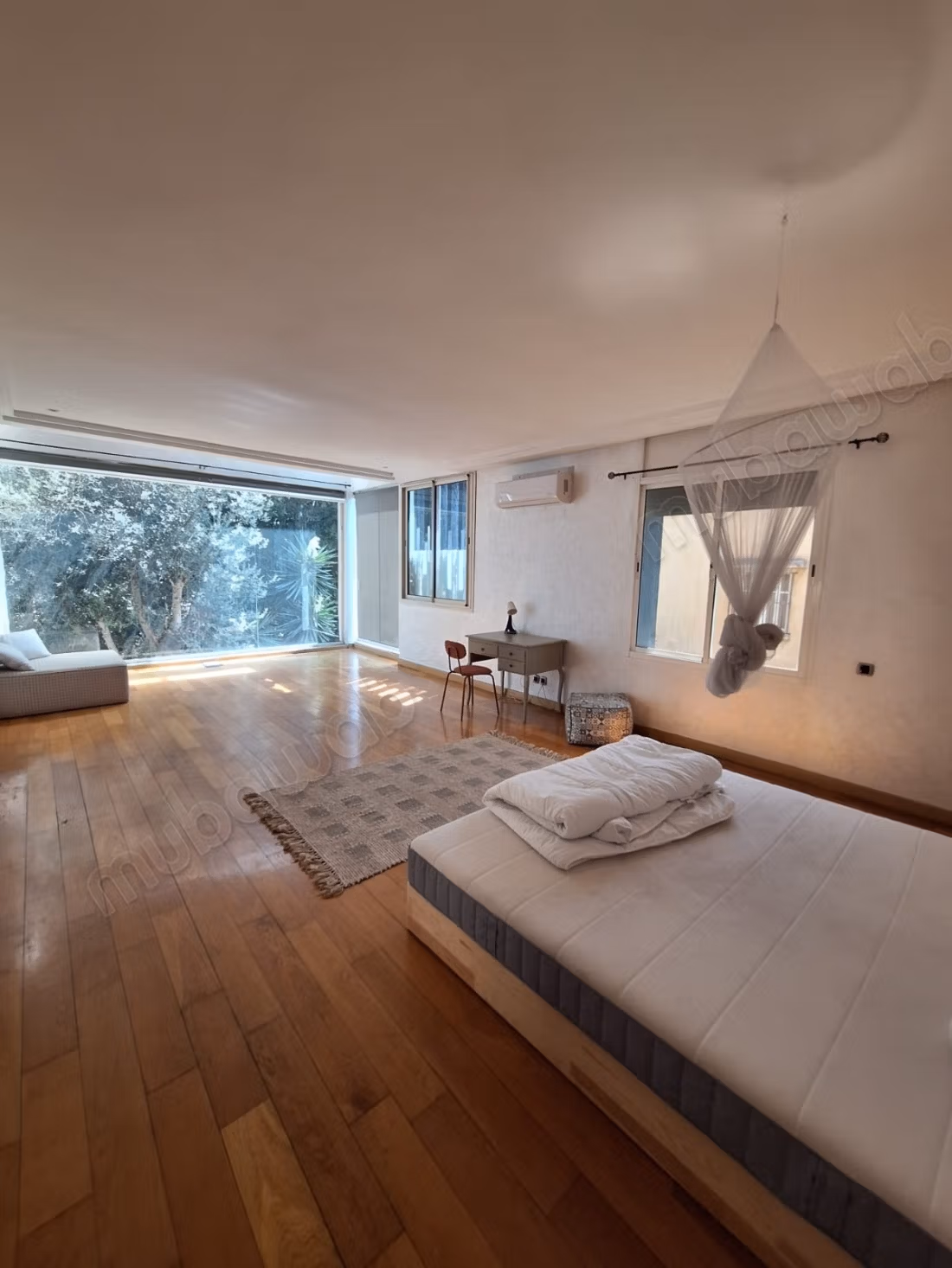 Superba villa arredata in affitto a Californie. 5 grandi stanze. Arredata