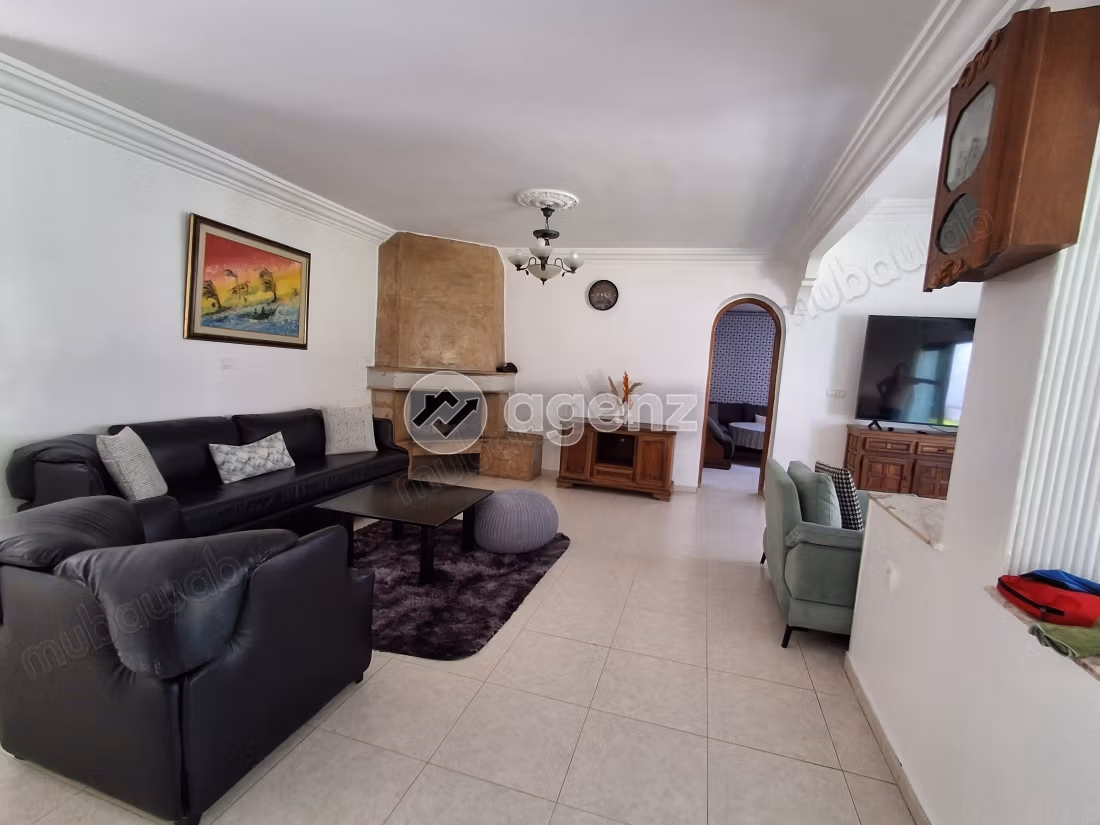 Villa à vendre 401 m², 6 chambres Harhoura Skhirate Témara