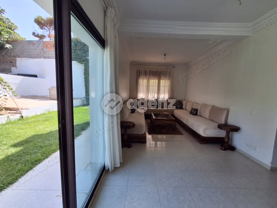 Villa à vendre 401 m², 6 chambres Harhoura Skhirate Témara