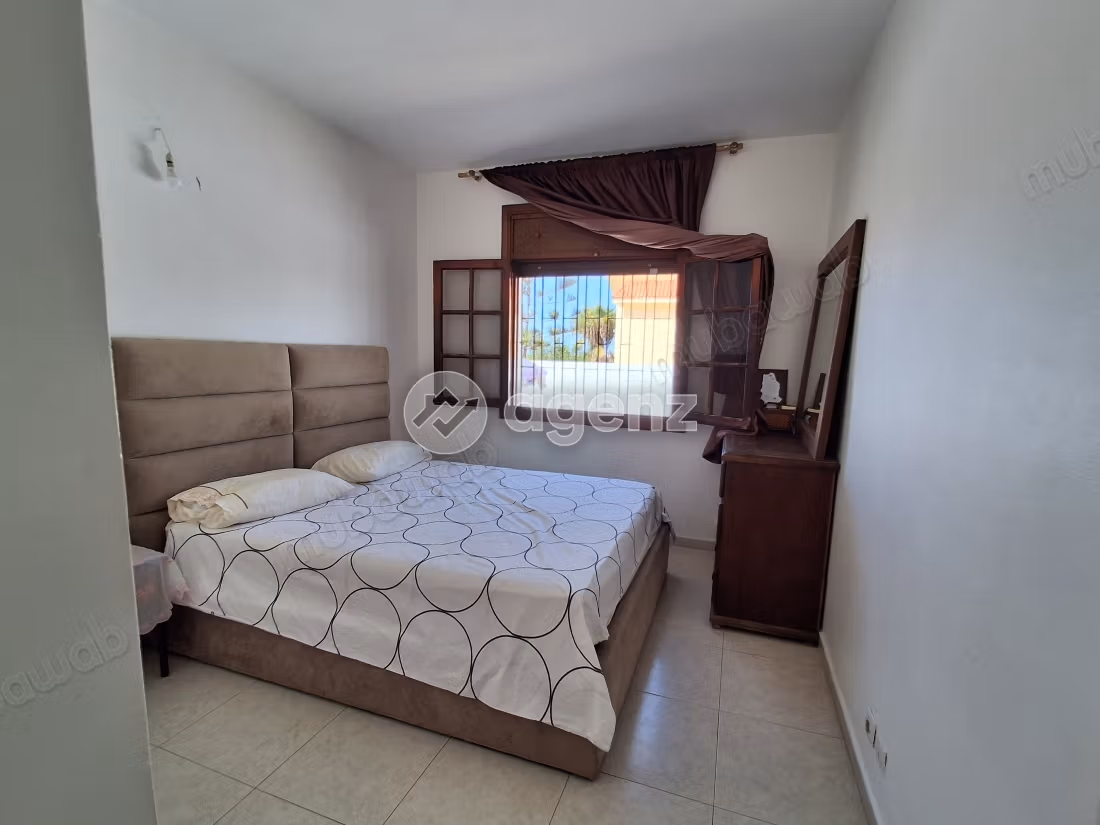 Villa à vendre 401 m², 6 chambres Harhoura Skhirate Témara