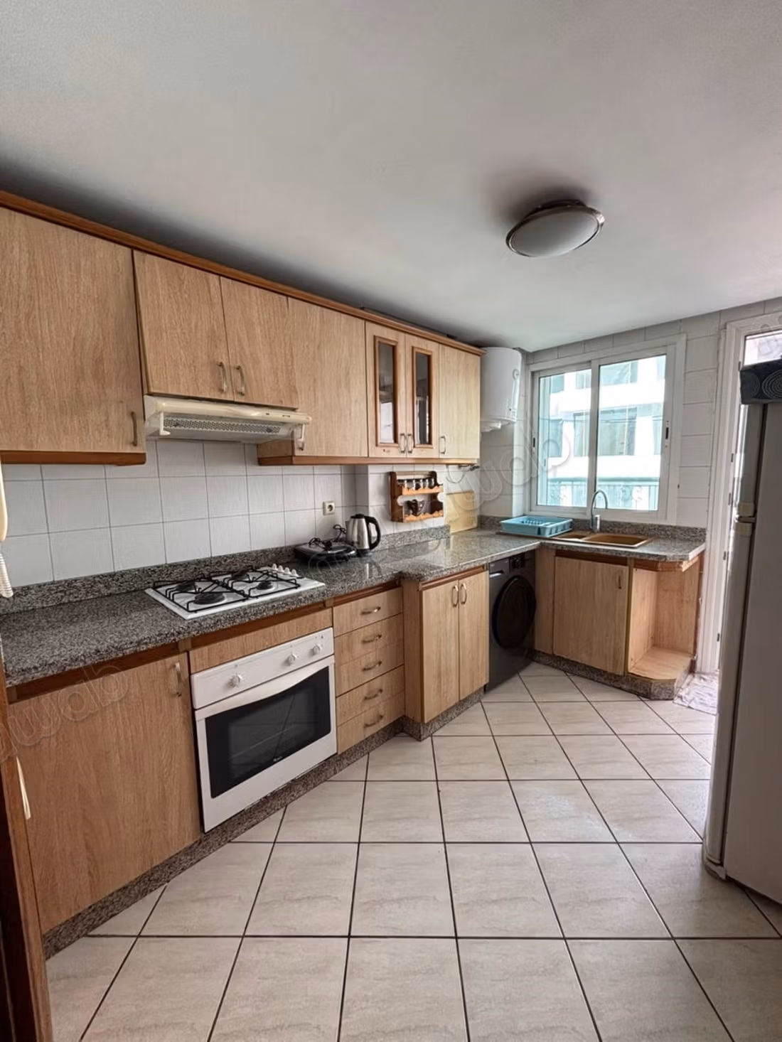 TE HUUR – Gemeubileerd Appartement in de Ziekenhuizenwijk