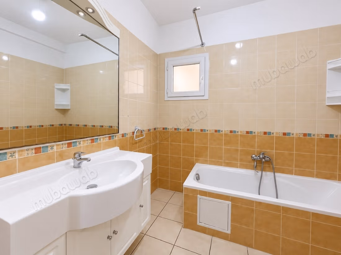 For sale Apartment S3 of 146 m² in Ezzahra