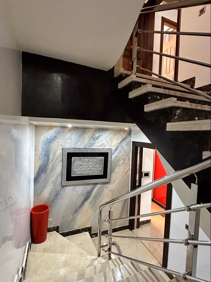 Maison R2 luxueuse à Wifaq,
Temara