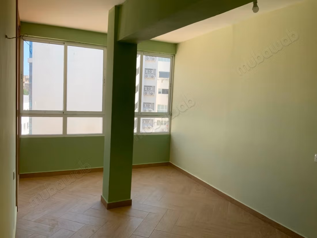 Appartment duplex à louer à Administratif. 3 chambres, cheminée