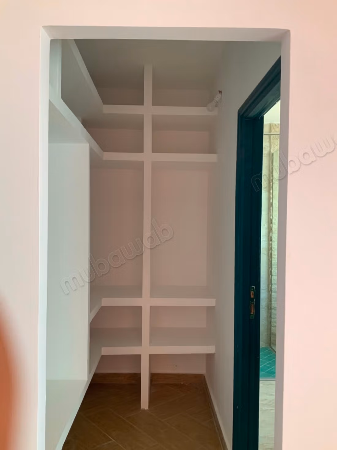 Appartment duplex à louer à Administratif. 3 chambres, cheminée