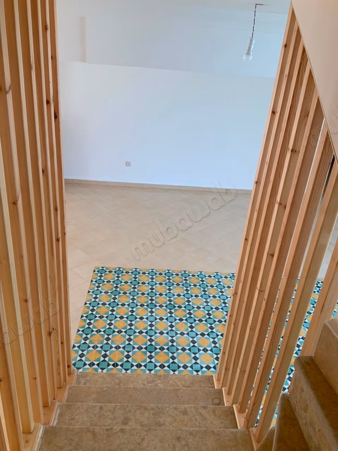 Appartment duplex à louer à Administratif. 3 chambres, cheminée