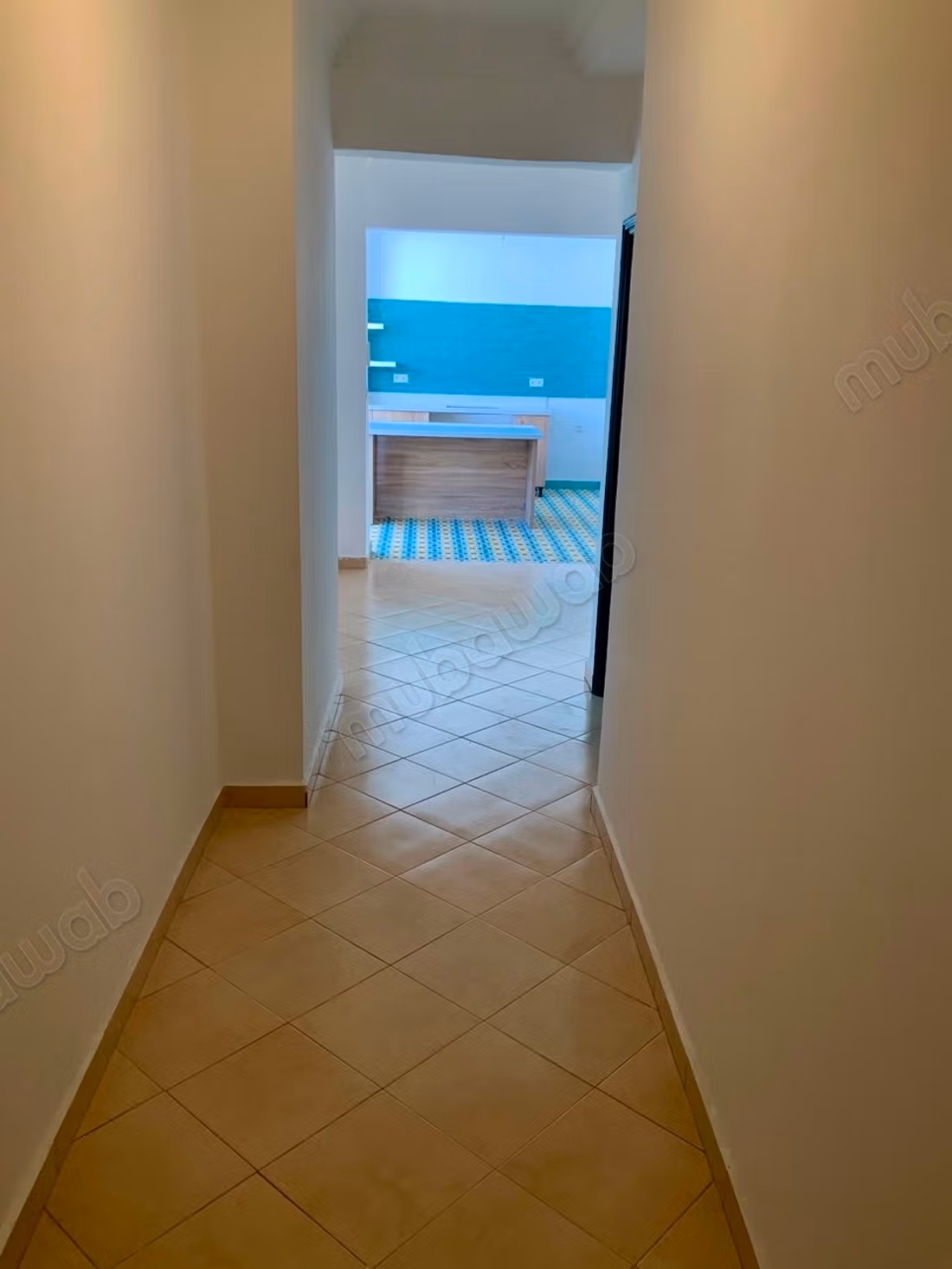 Appartment duplex à louer à Administratif. 3 chambres, cheminée