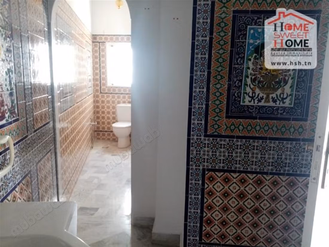 Fabulous apartment for sale in Amilcar. Dimension 180 m². Large terrace