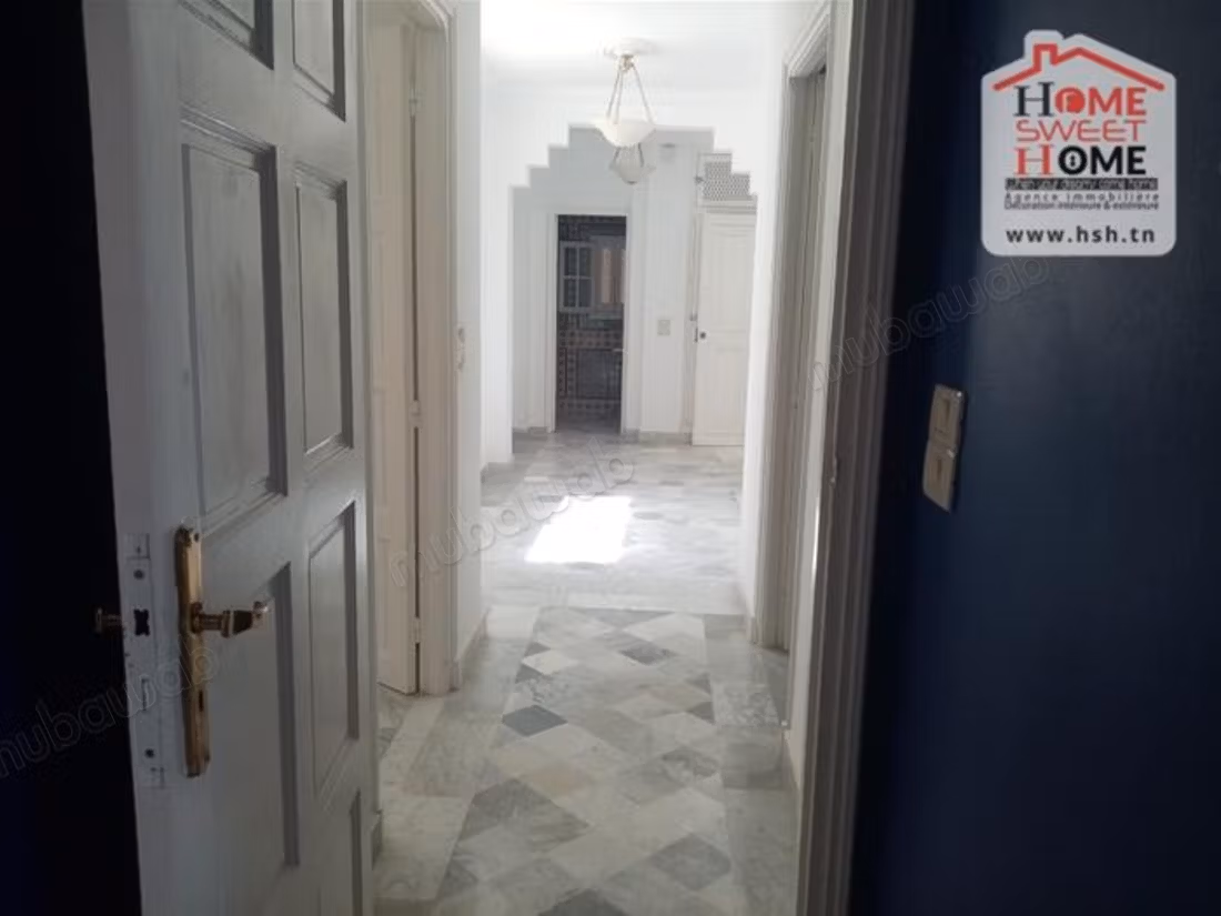 Fabulous apartment for sale in Amilcar. Dimension 180 m². Large terrace