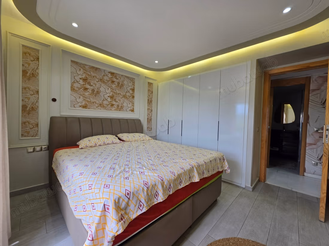 Apartamento de 2 habitaciones amoblado, moderno, 2 Mars