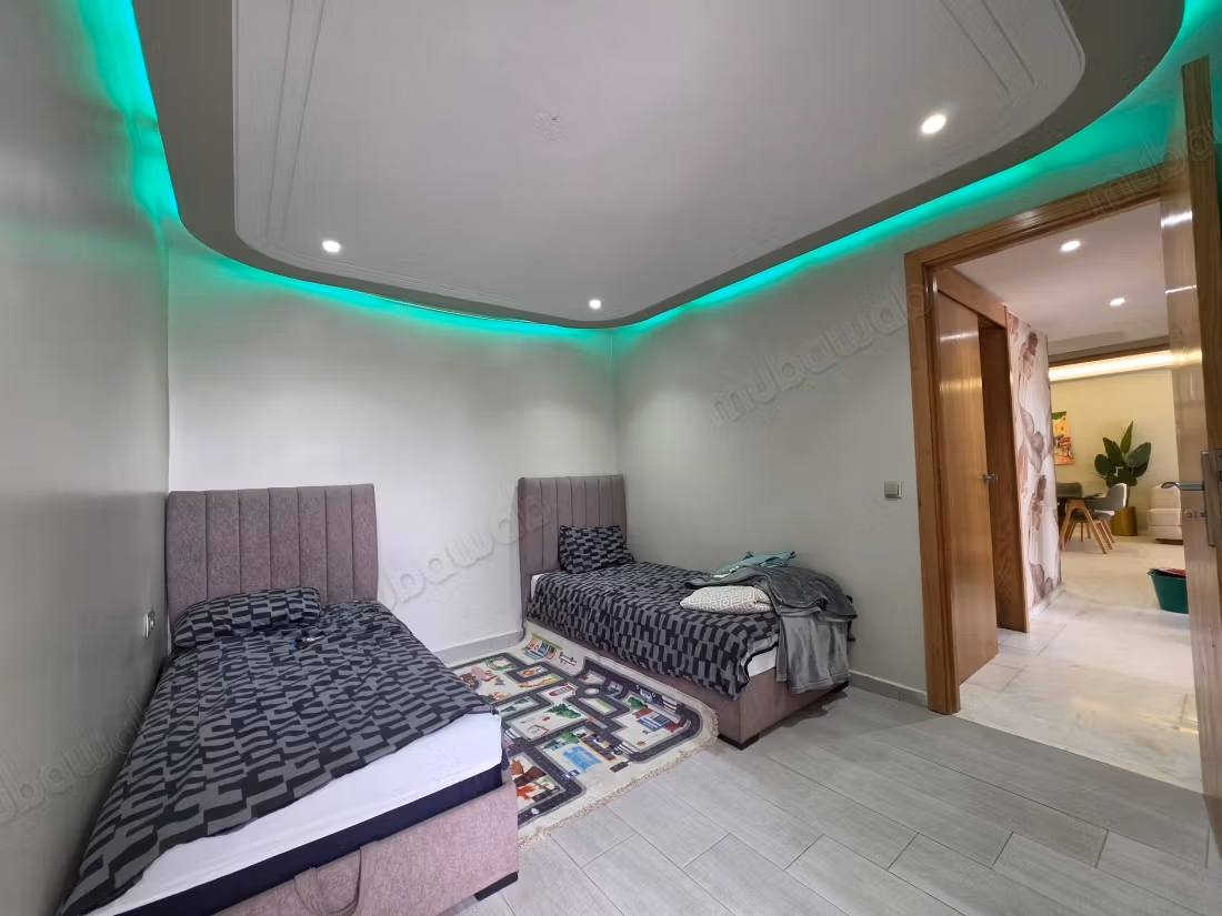 Apartamento de 2 habitaciones amoblado, moderno, 2 Mars