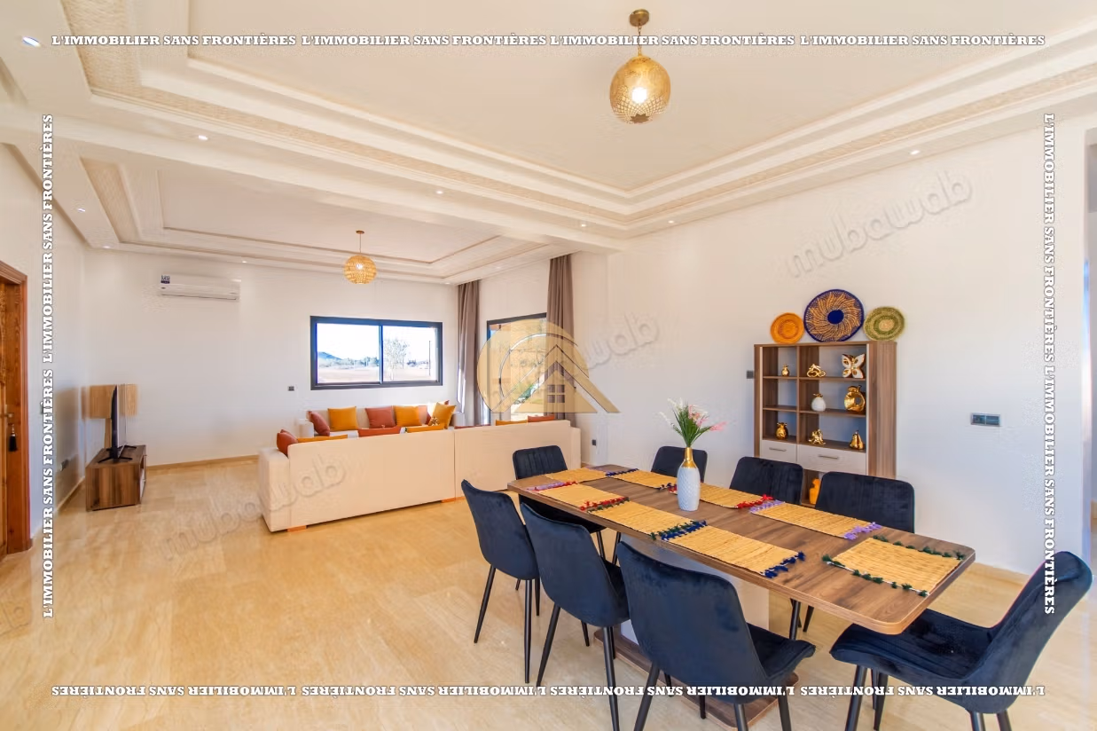 Villa privée sur 2 hectares à Bourrous Km 25 – 4 suites, piscine et vue Atlas