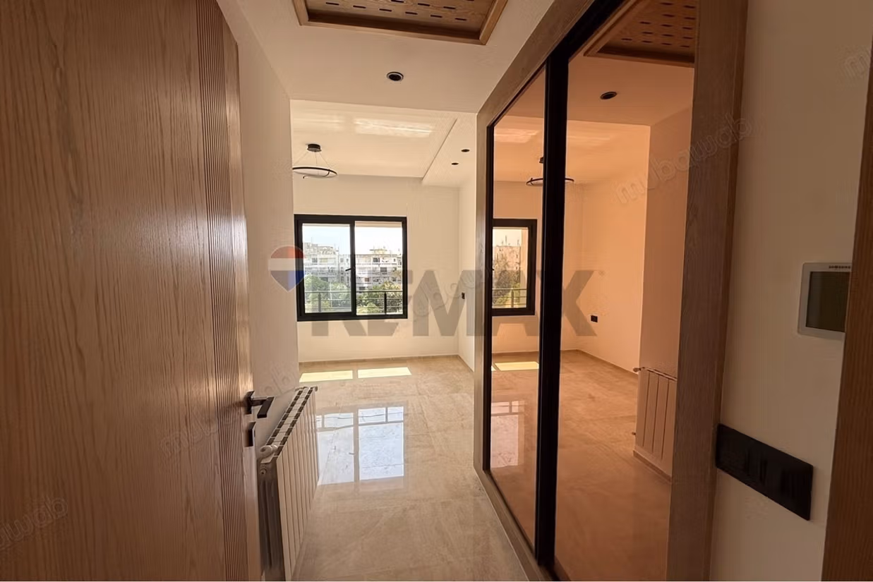 À Vendre Appartement S3 à Ennasr 1