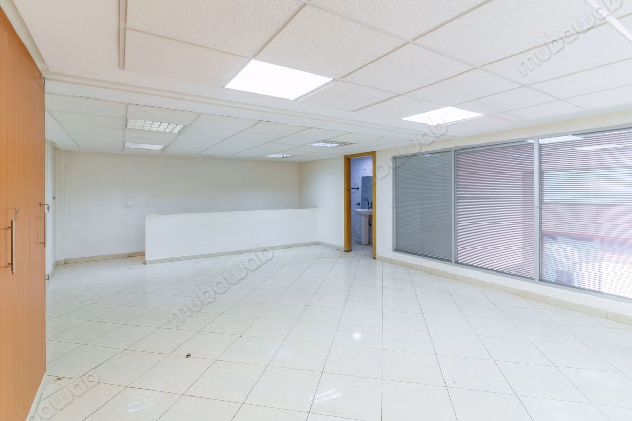 Local commercial à louer 134 m²