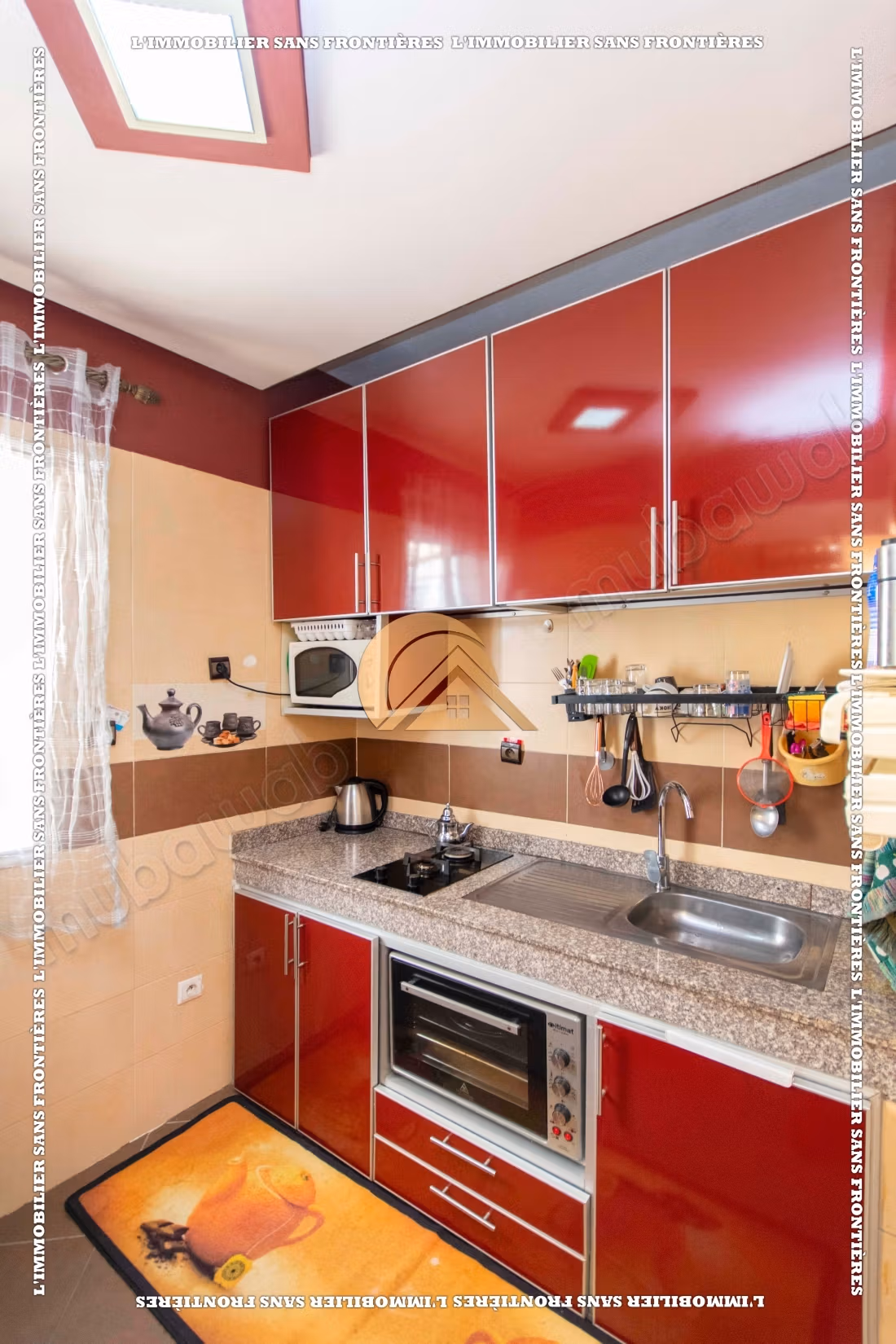 Appartement meublé de 90 m² à Hay Mabrouka – Grande terrasse, 2 chambres et jardin collectif