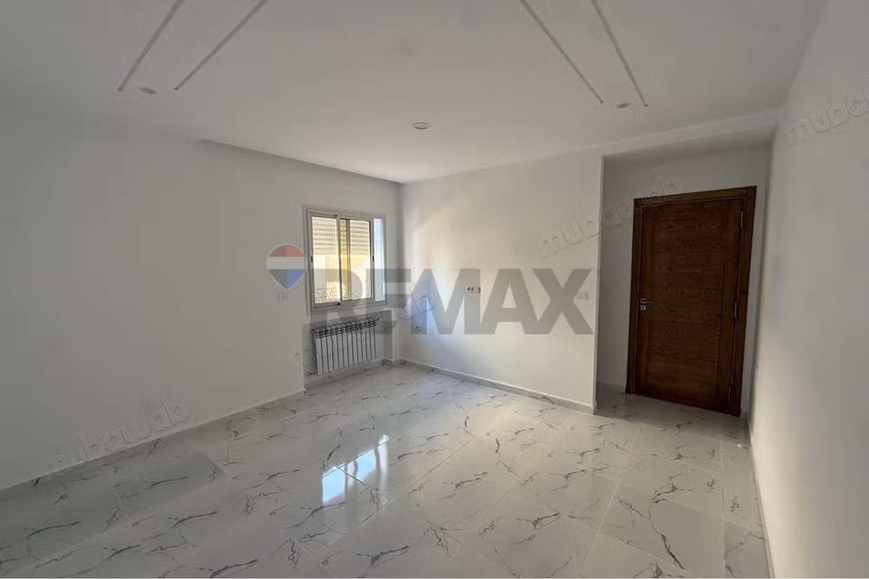 À VENDRE Immeuble R2 à Borj Louzir, Ariana