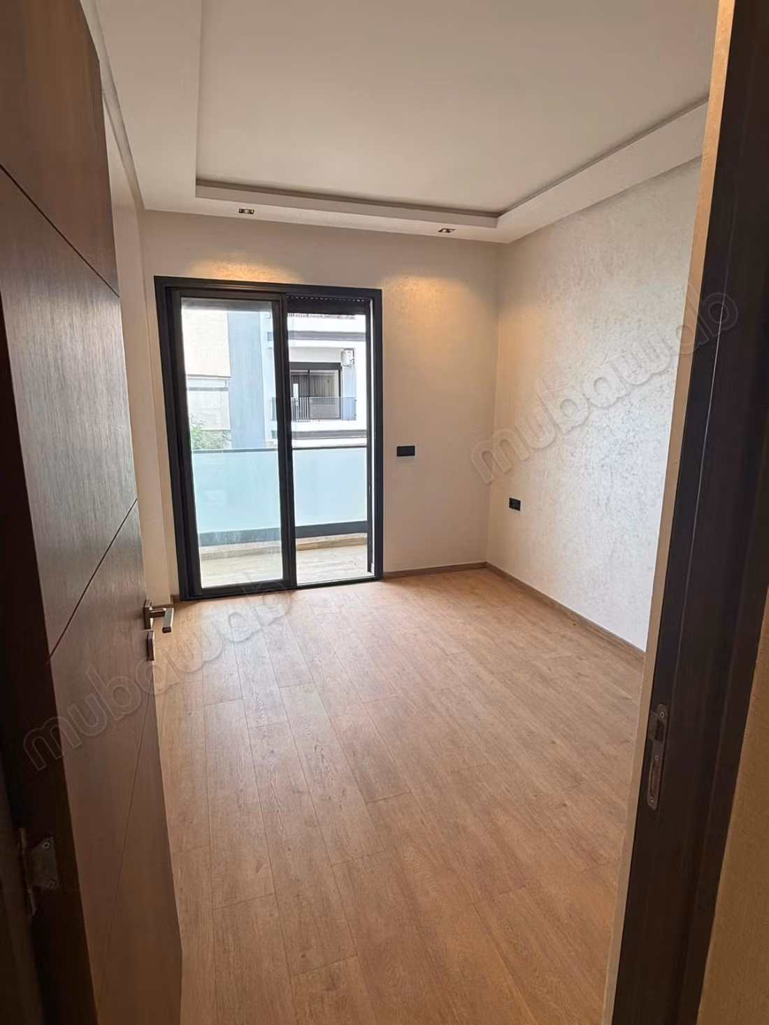 Appartement Vide 2 Chambres  
Terrasse 30 m² à Oasis