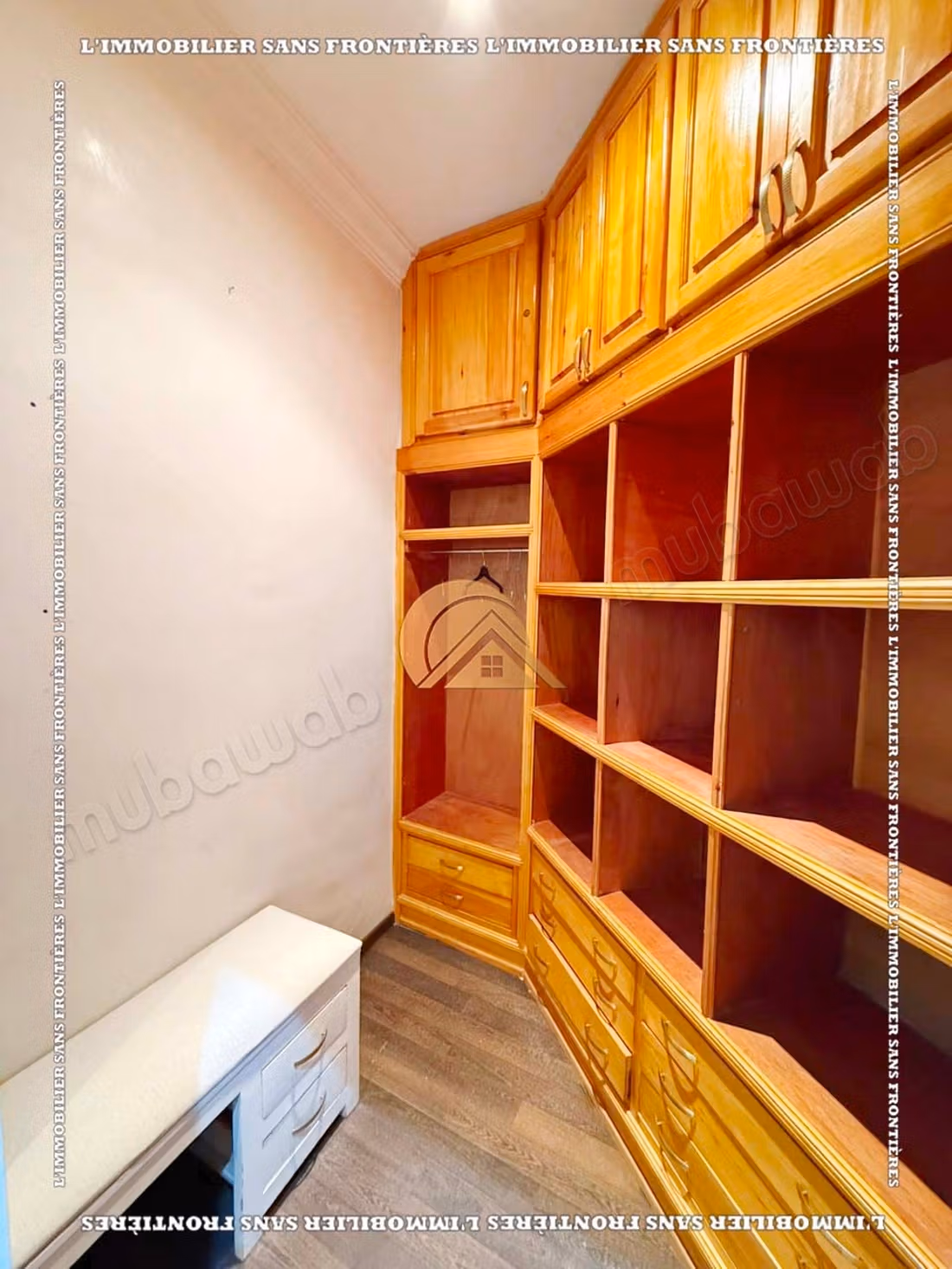 Piano terra di villa arredato di 120 m² ad Assif – 3 camere, giardino e recenti ristrutturazioni