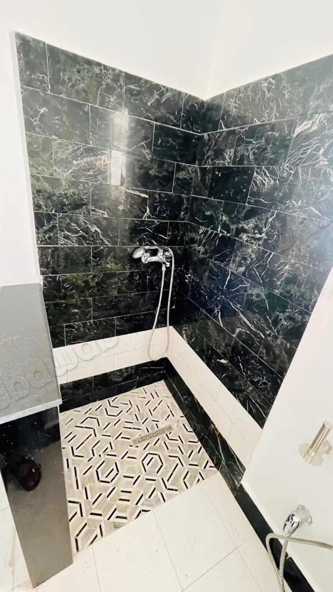 Villa S3 con piscina a La Soukra