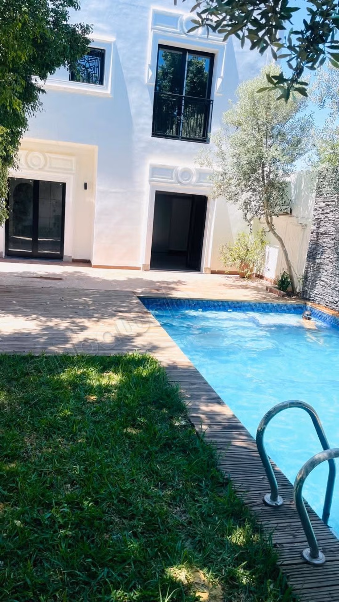 Villa S3 con piscina a La Soukra