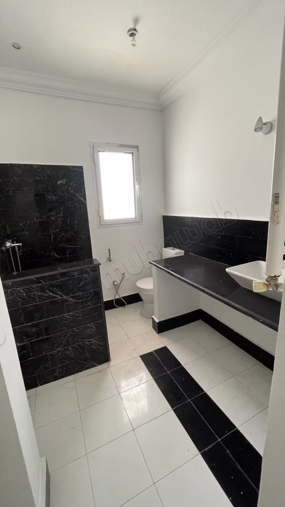 Villa S3 con piscina a La Soukra