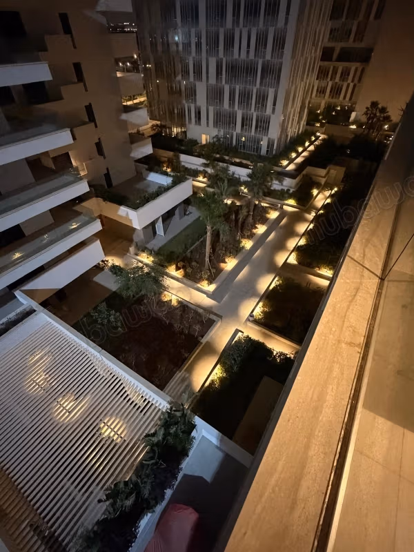 Studio moderno di 60m² arredato Terrazza in CFC