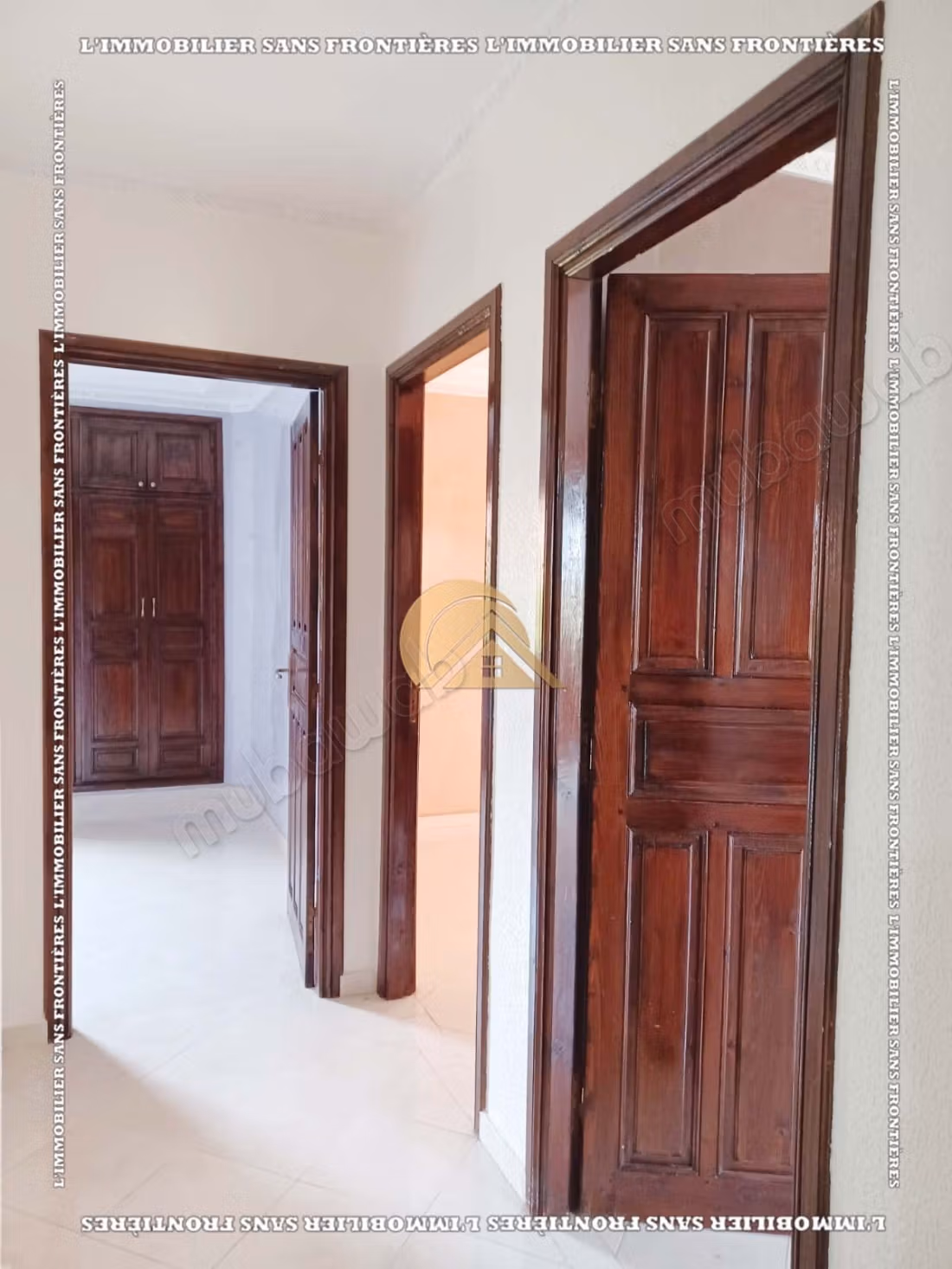 Villa vide de 176 m² à Afaq 1, Route d’Agadir – 3 chambres, 2 jardins et résidence sécurisée