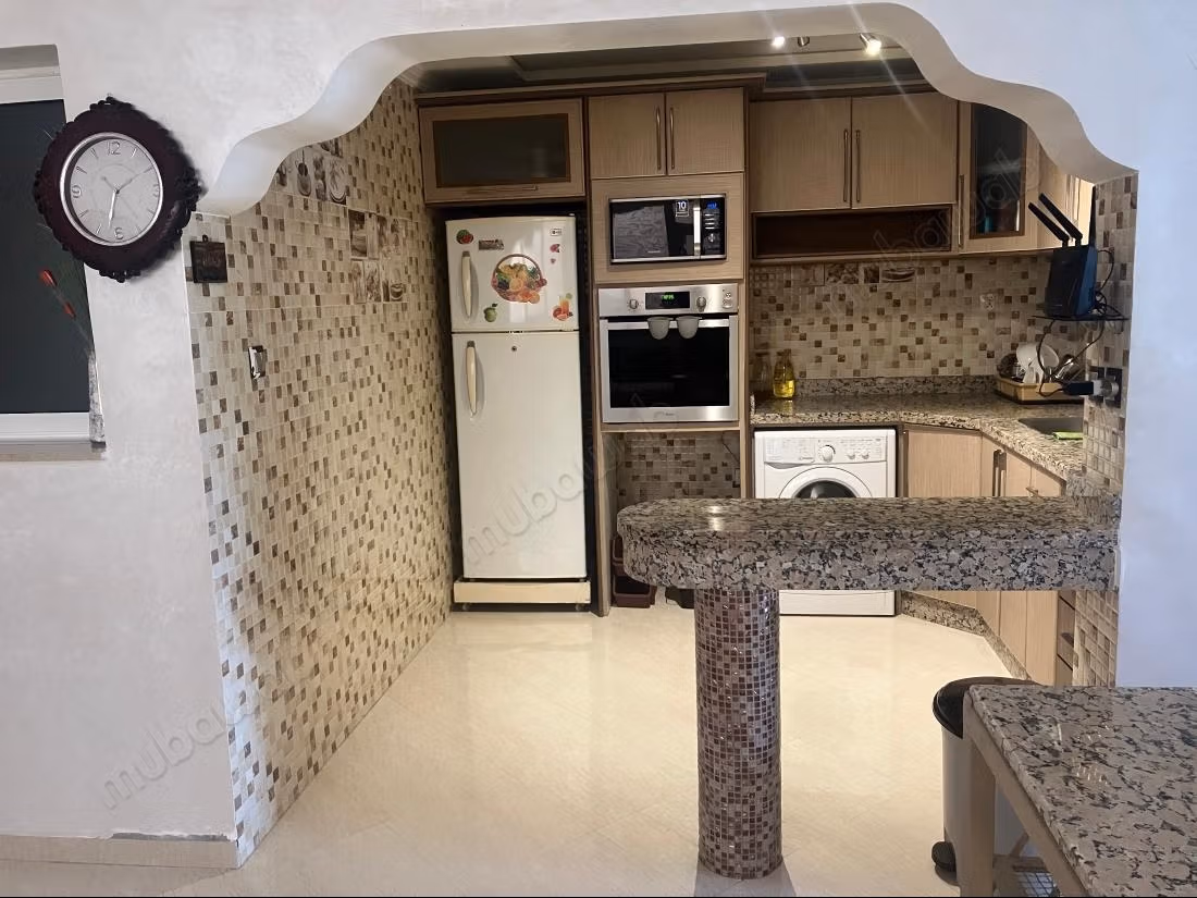 Bel appartement meublé neuf et spacieux en location à Erac Bouargane de 110 m²