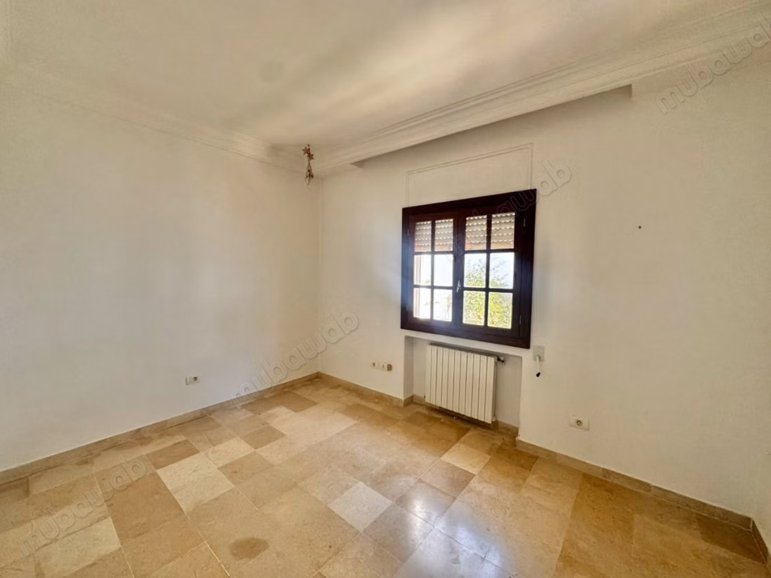 Villa S4 with pool and garden in Gammarth