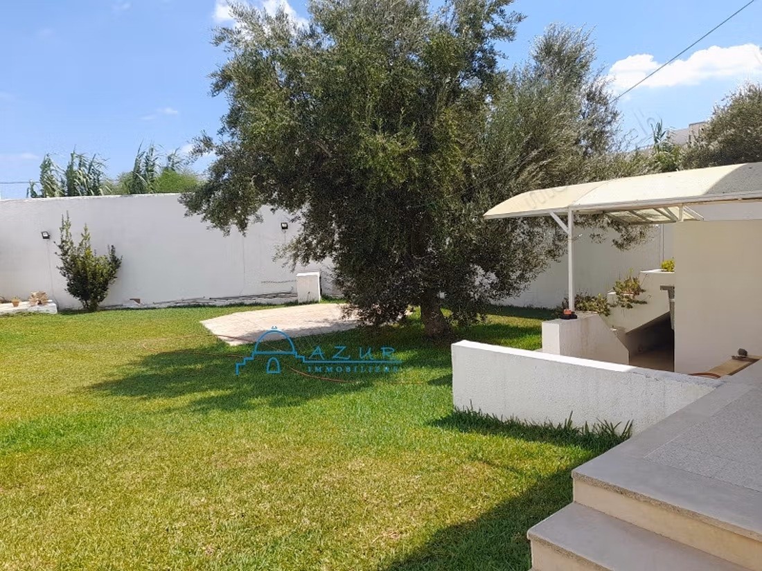 Nabeul à louer agréable villa meublée indépendante