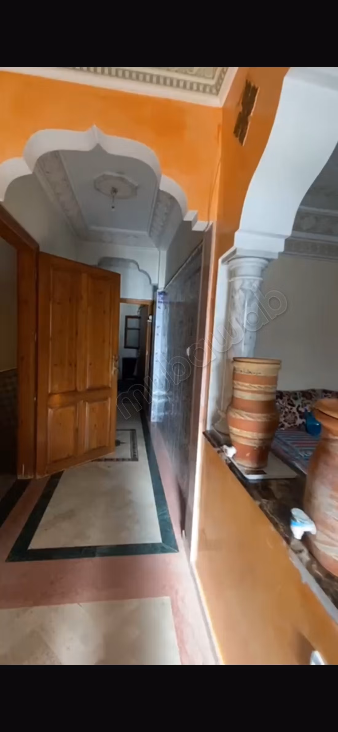Casa en venta en Oulad Saleh. 5 habitaciones hermosas. Puerta resistente, salón marroquí tradicional