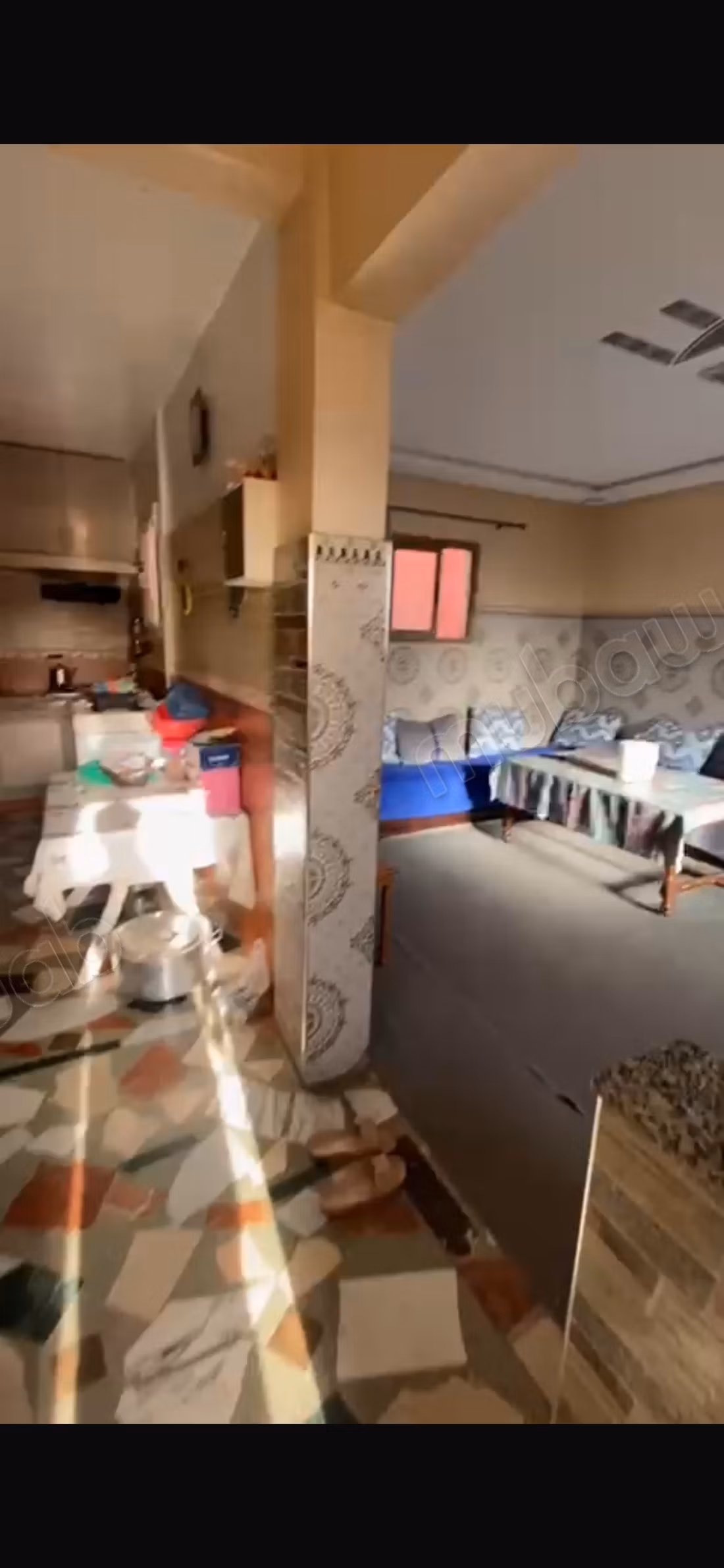 Casa en venta en Oulad Saleh. 5 habitaciones hermosas. Puerta resistente, salón marroquí tradicional