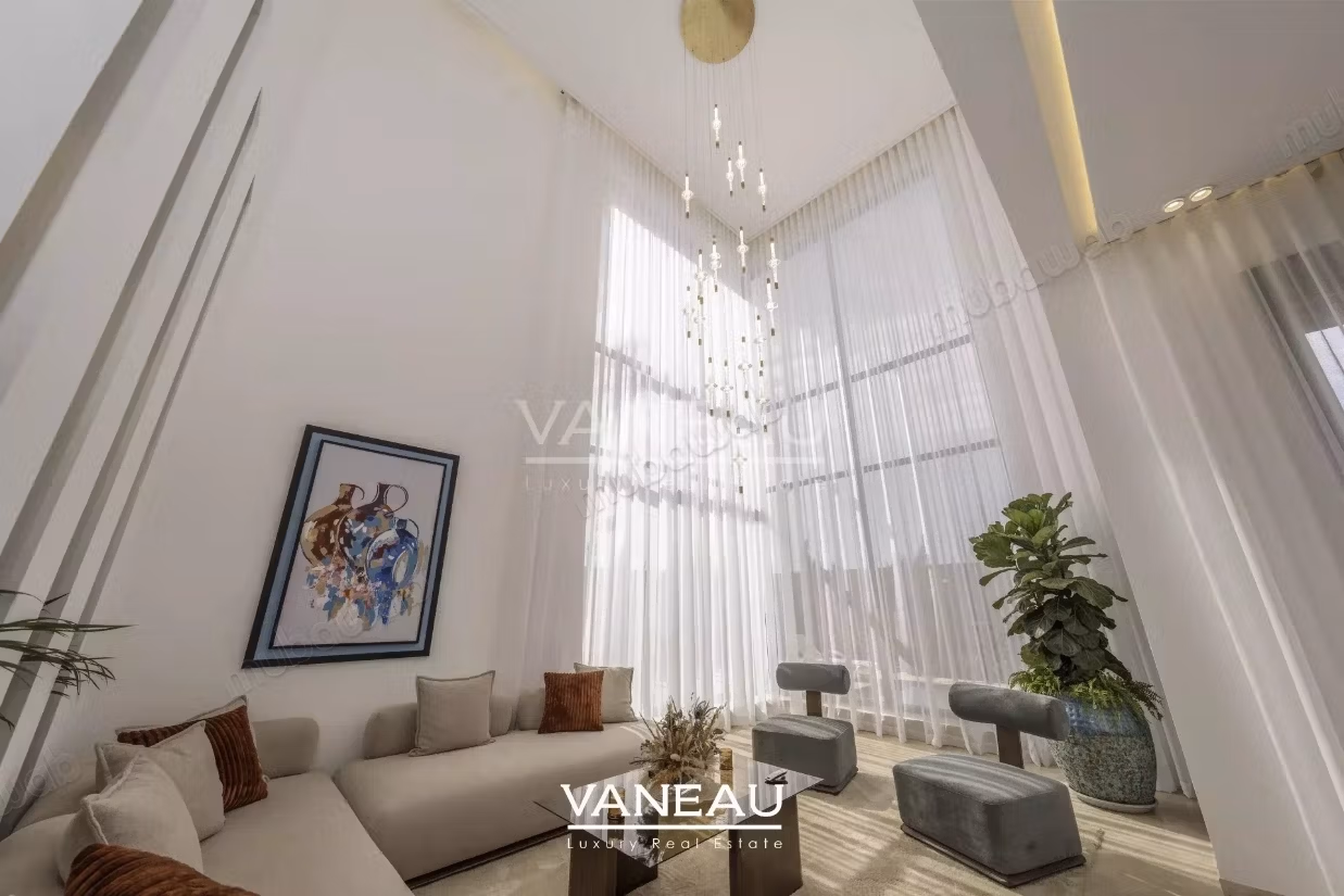 Villa 10 minutes from the city center with high-end finishes