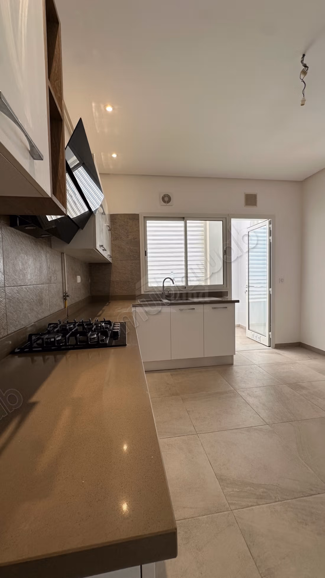 A louer un appartement s2 a gammarth touristique