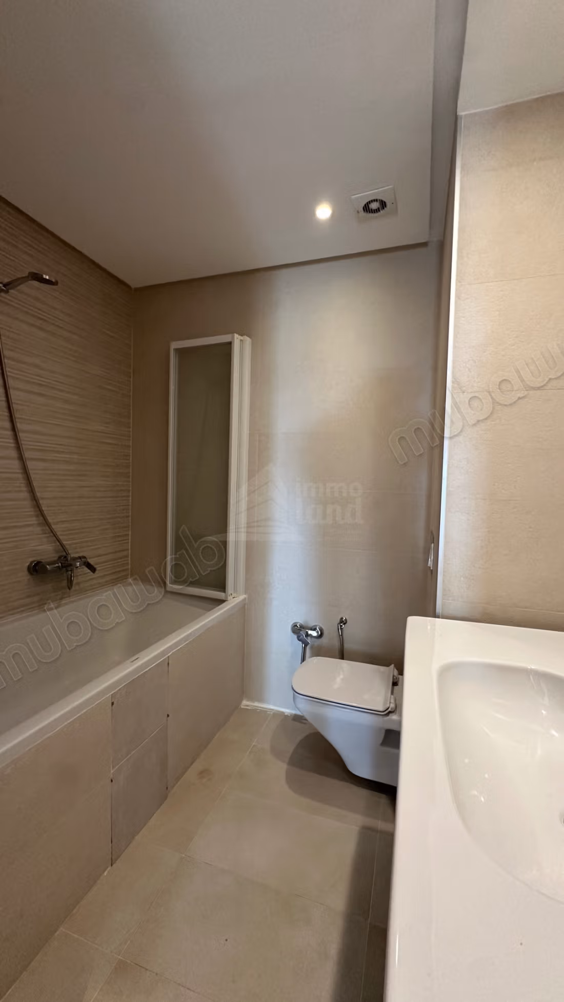 A louer un appartement s2 a gammarth touristique