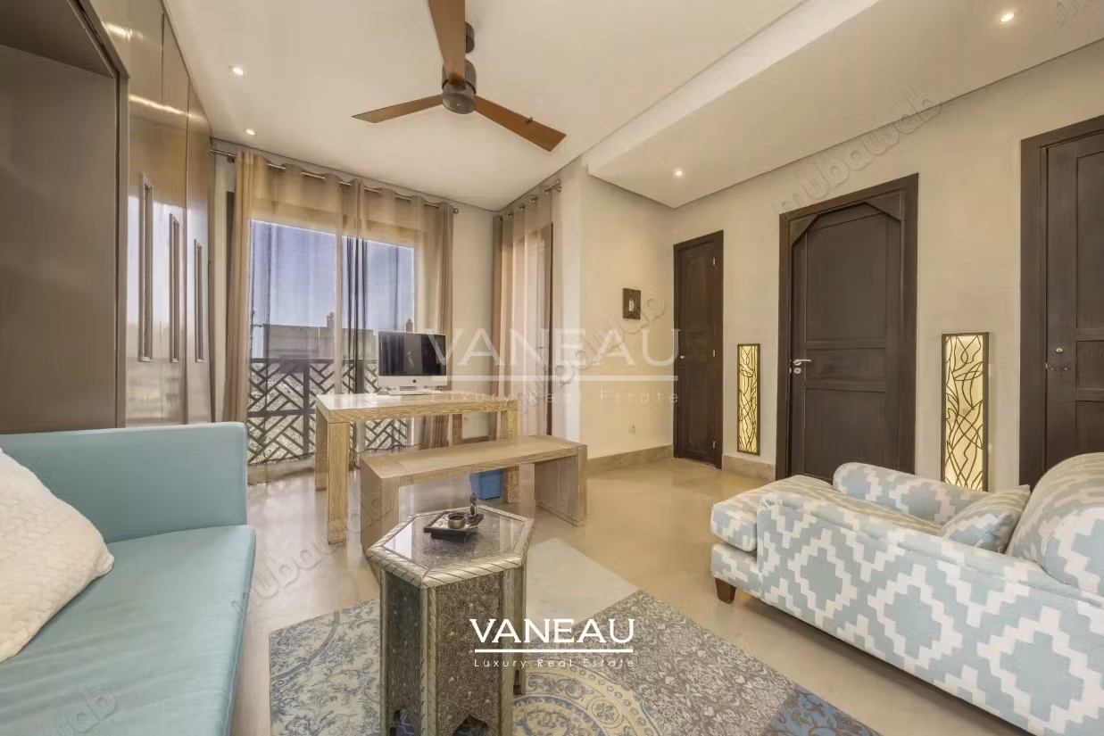Villa davanti al campo da golf con vista sull'Atlante