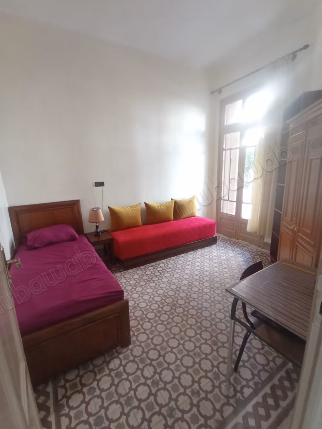 Louez cet appartement à La Gironde. 
Surface de 60 m². 
Meublé