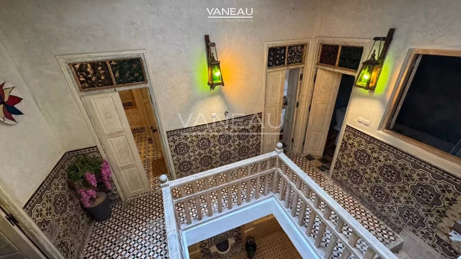 Renovated riad ready to be operated for sale Location N1 Medina