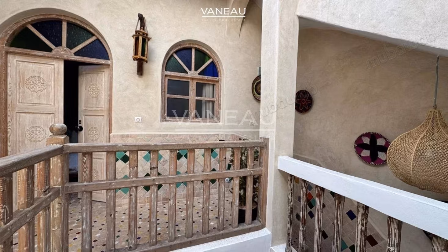 Renovated riad ready to be operated for sale Location N1 Medina