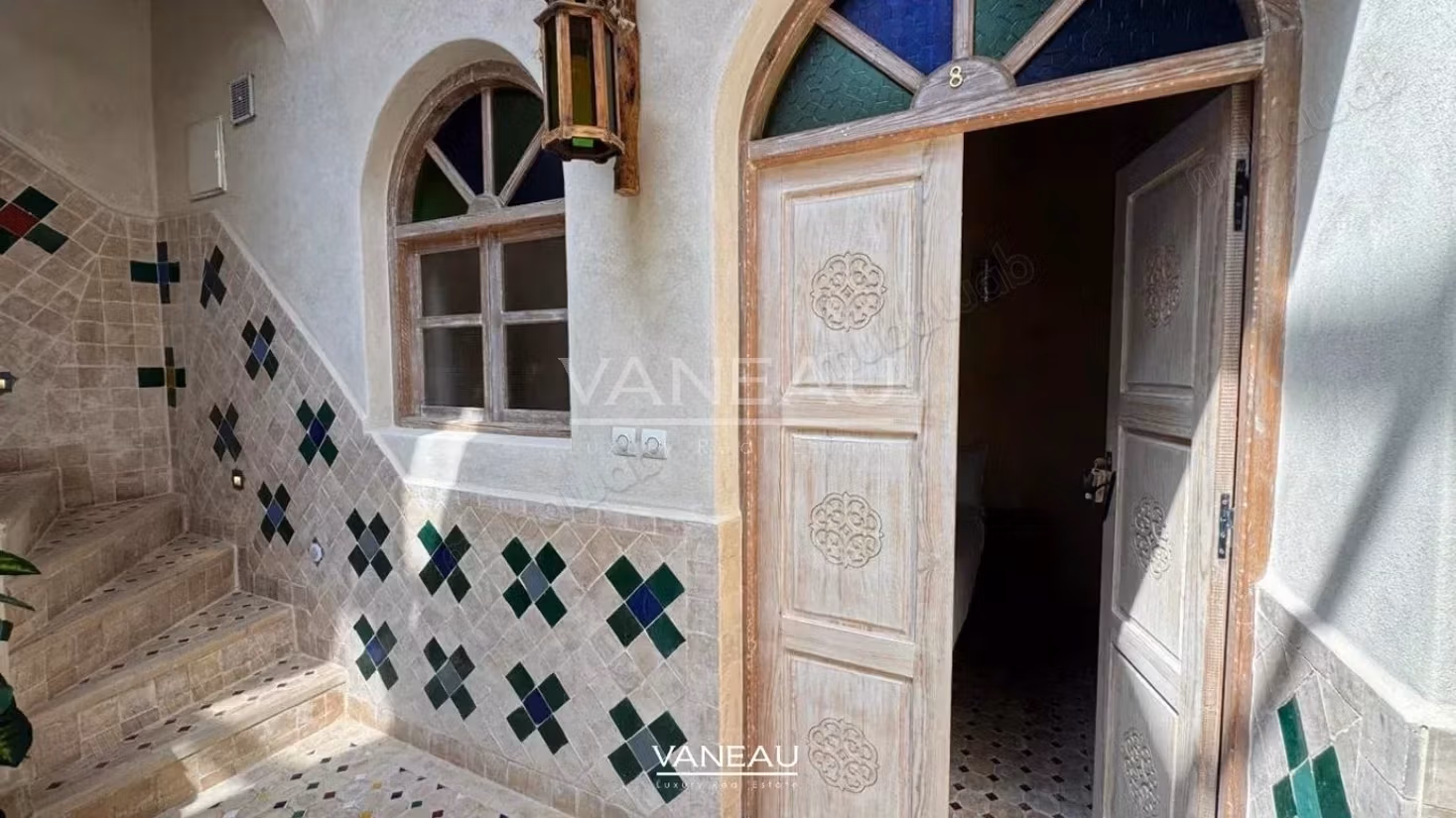 Renovated riad ready to be operated for sale Location N1 Medina