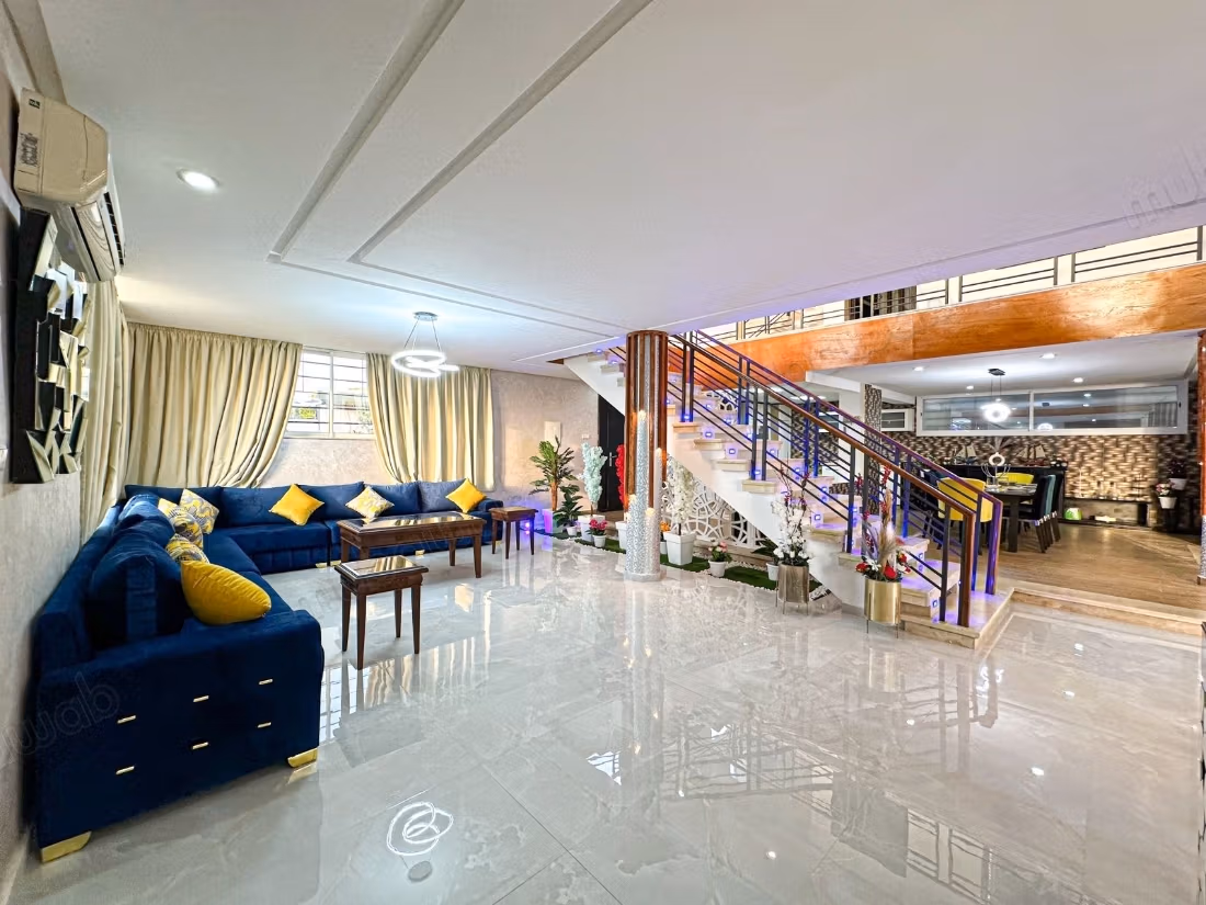 Meravigliosa villa in affitto a Madiouna, Tangeri. Superficie totale di 1600 m². Arredata