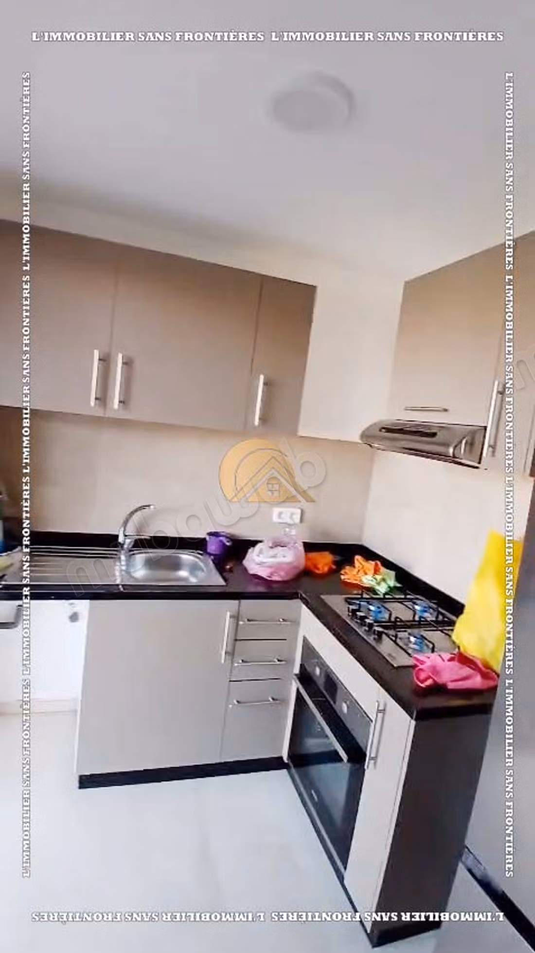 Appartement meublé de 78 m² au Golf Noria – 2 chambres, balcon, terrasse, piscine et parking titré