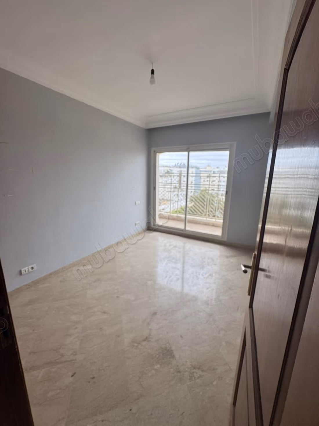 Très bel appartement en vide 3 Chambres à Quartier Les princesses