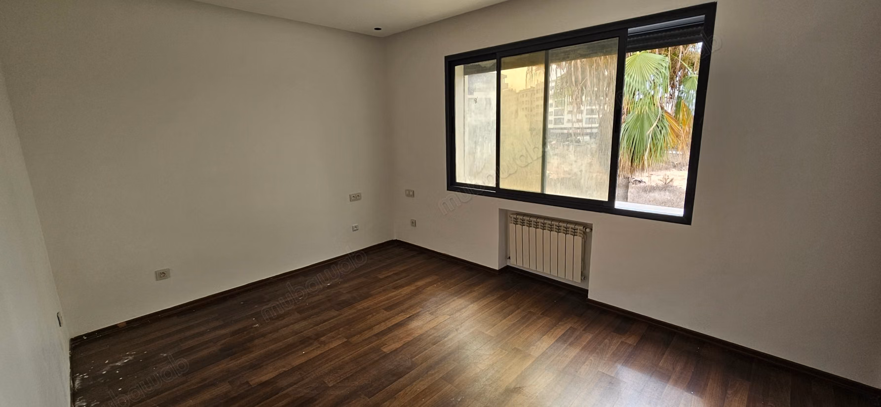 Bella villa di 680 m2 con piscina a Manar