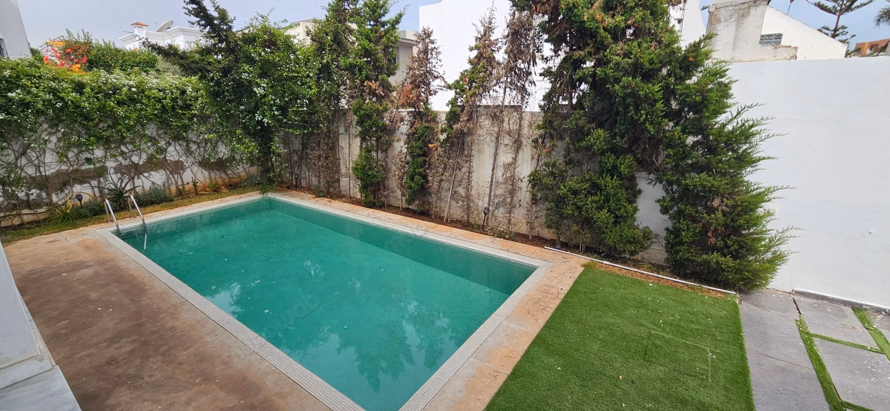 Jolie Villa 4CH avec piscine quartier manar