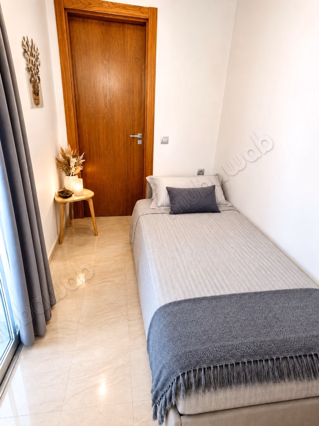 Superbe Appartement meublé 3 chambres à CFC